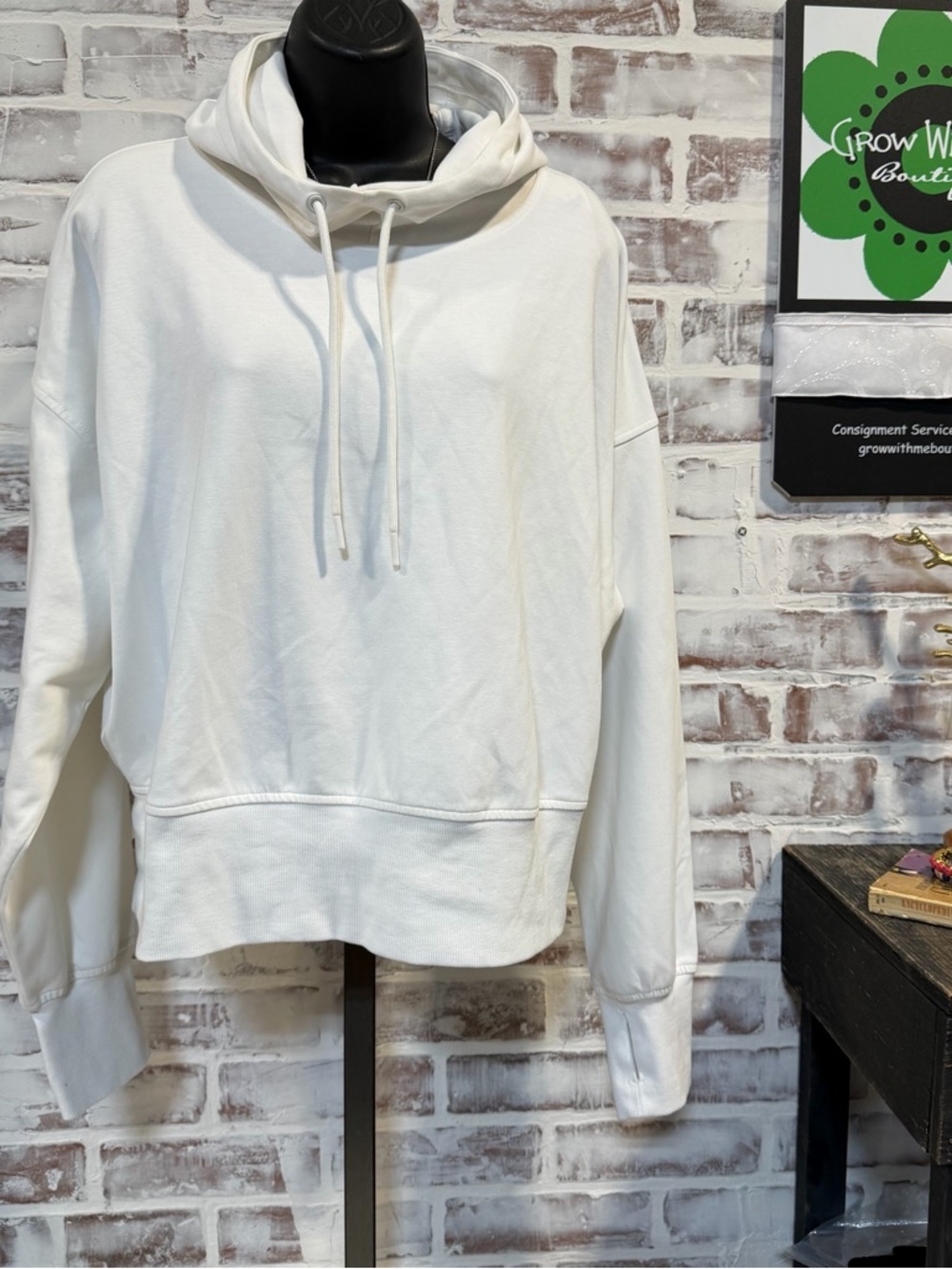 Old Navy active White Pullover Hoodie large